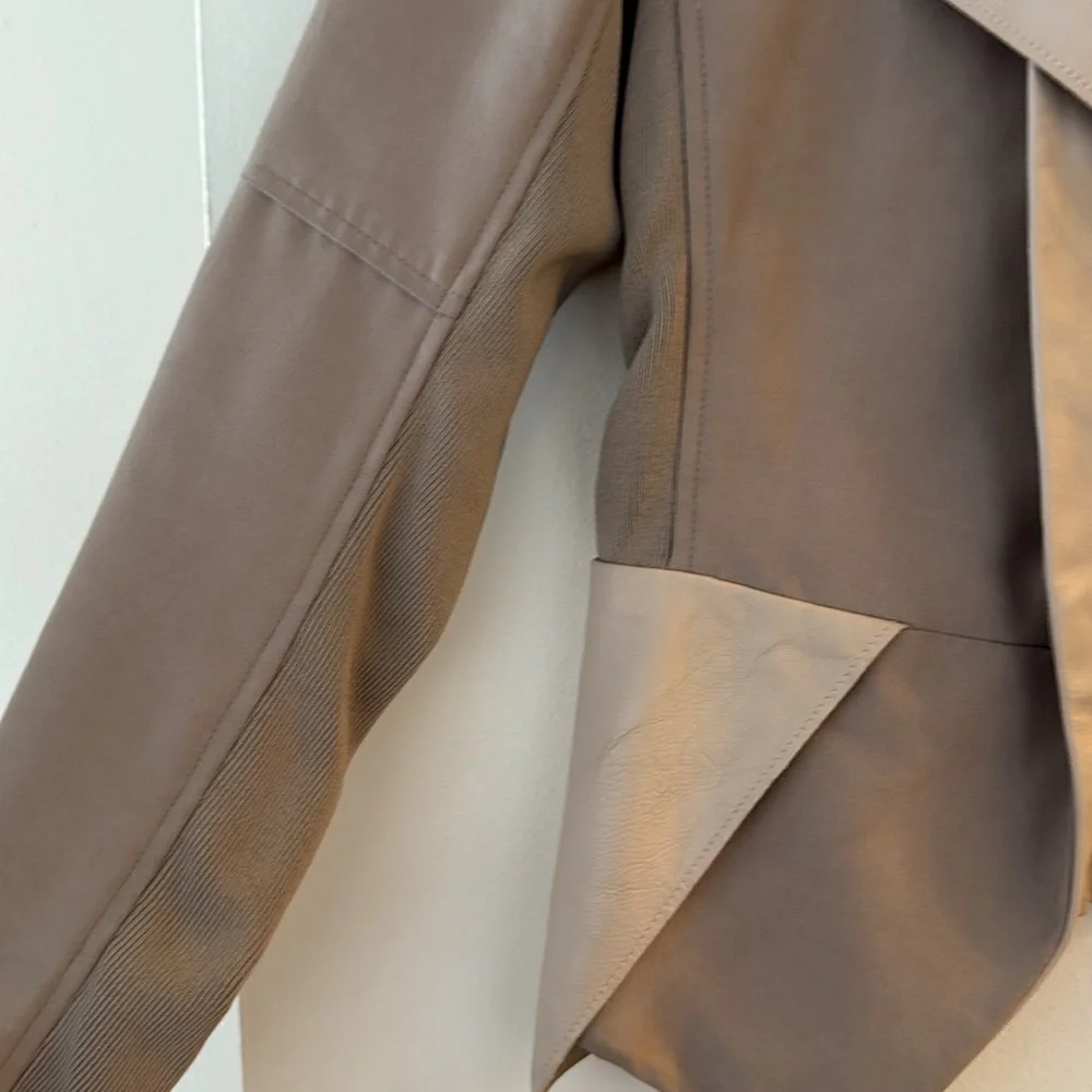 Halston Jacket - Picture 3 of 6